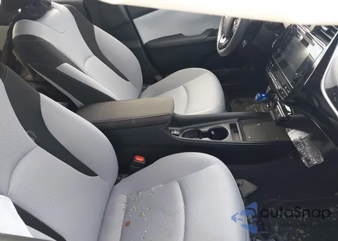 2019 Toyota Prius Le z USA, uszkodzony, nr VIN JTDL9RFU2K3007566